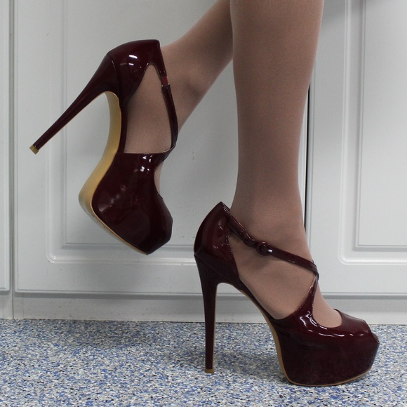 burgundy heels size 12
